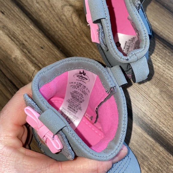 Disney Minnie Mouse Boots - Picture 5 of 6